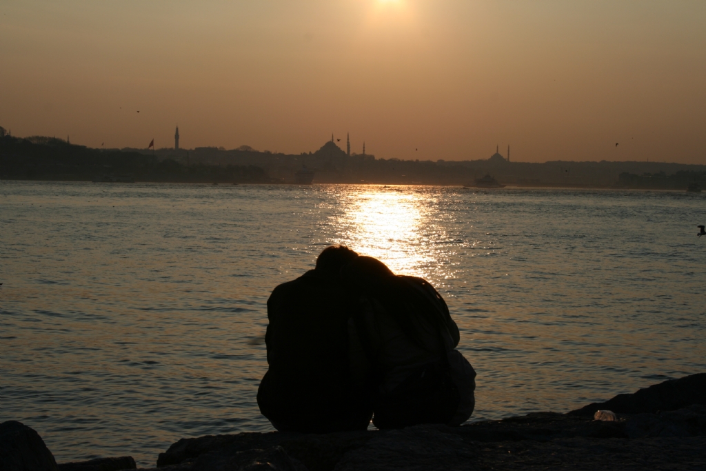 Fedakr Olan Gnlden Sevendir