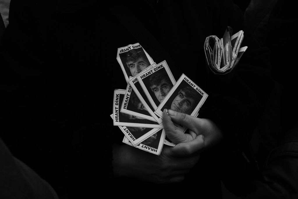 ka��ttan �rkek g�vercin