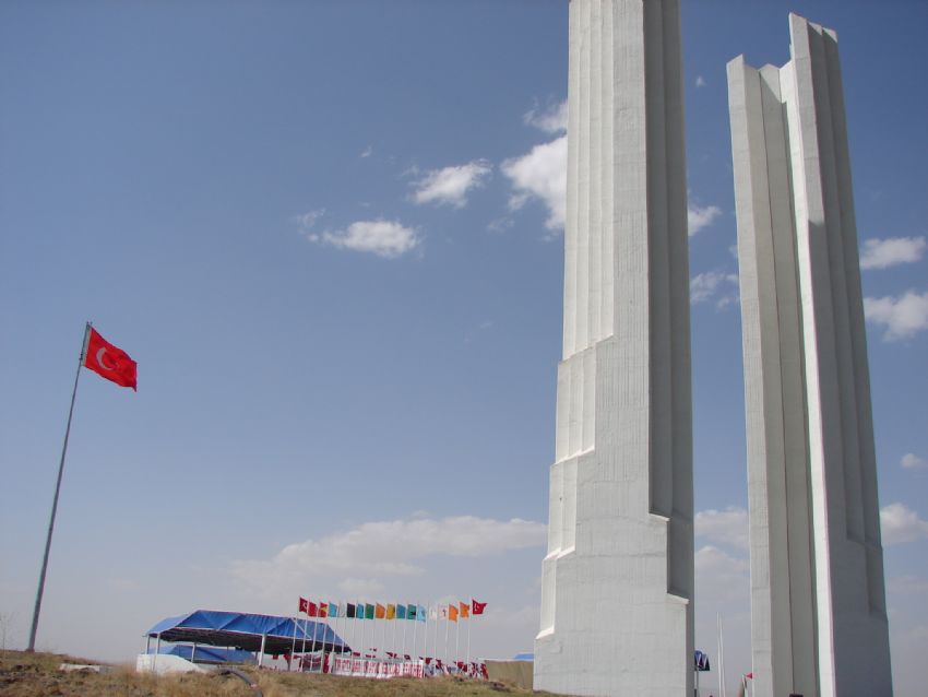 Malazgirt 26 Agustos Zefer Aniti