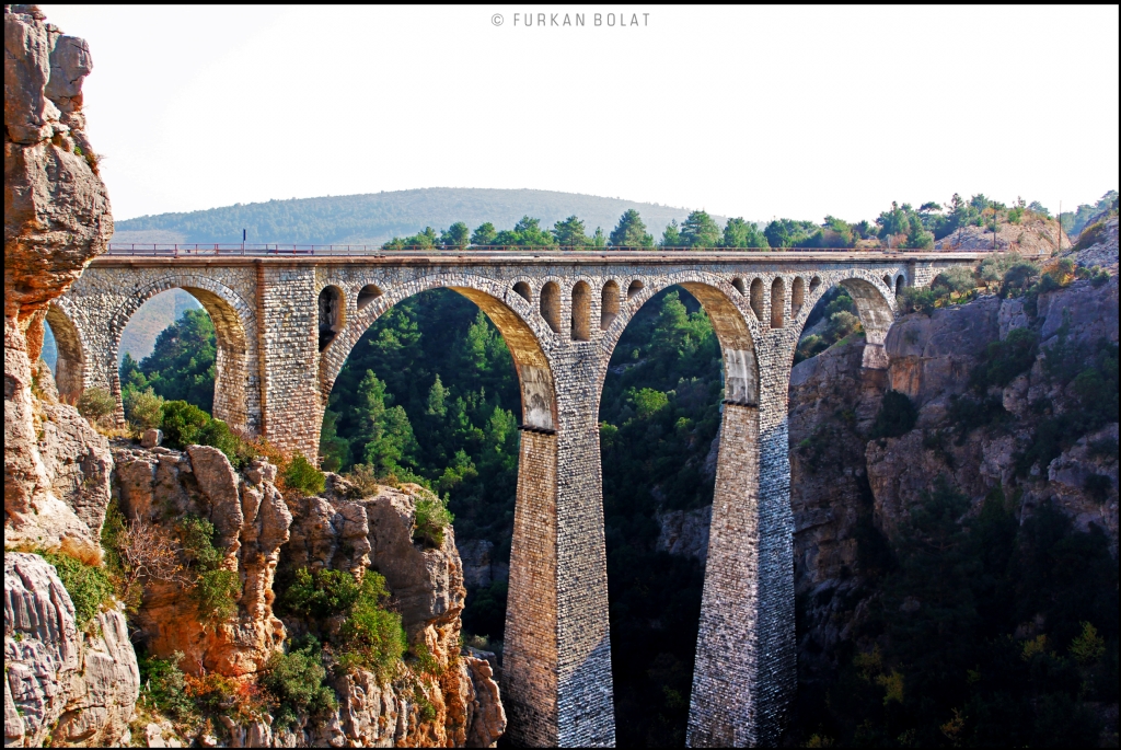 Varda K�pr�s� . . . 