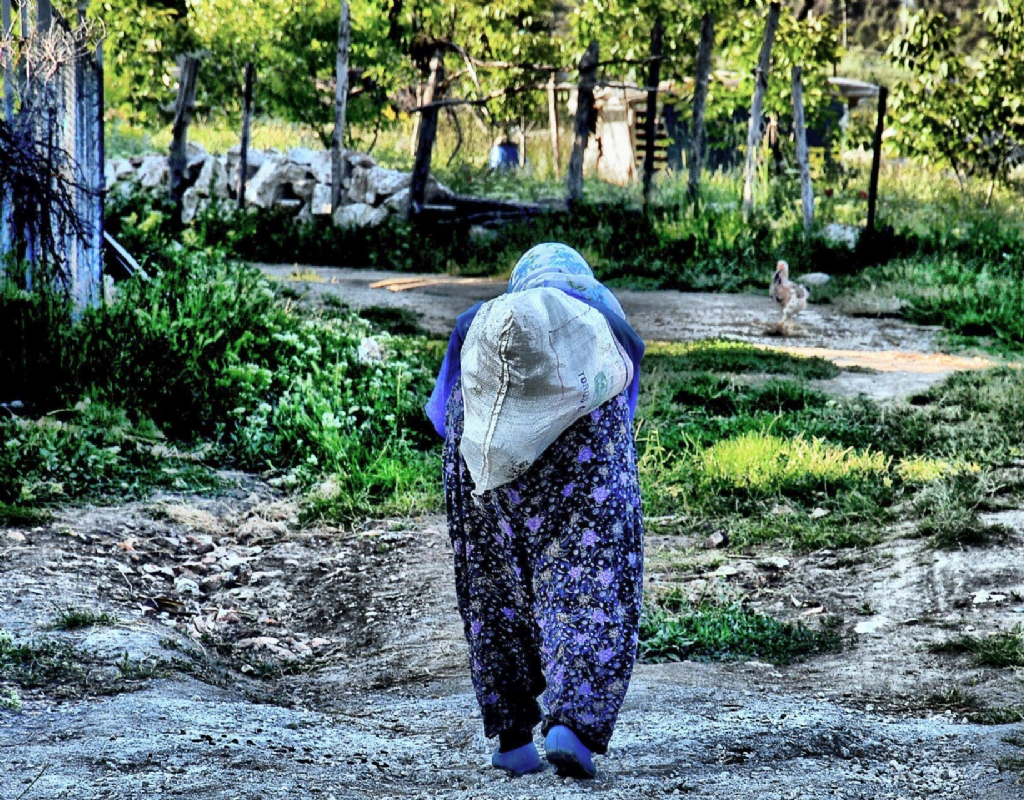 Bazen Ykleri Sadece Omzumuzda Tamayz...