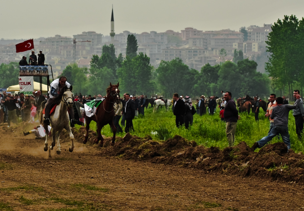 rahvan at kousu