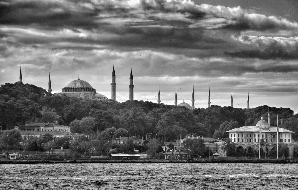 siyah beyaz istanbul