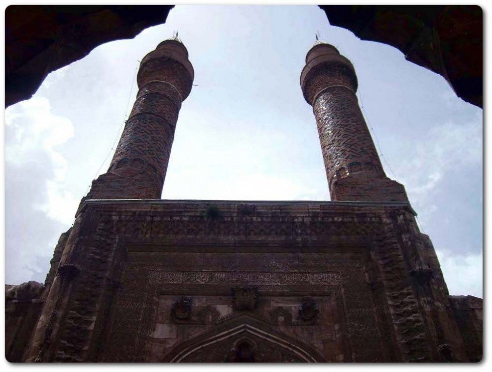 ifte Minareli Medrese 2