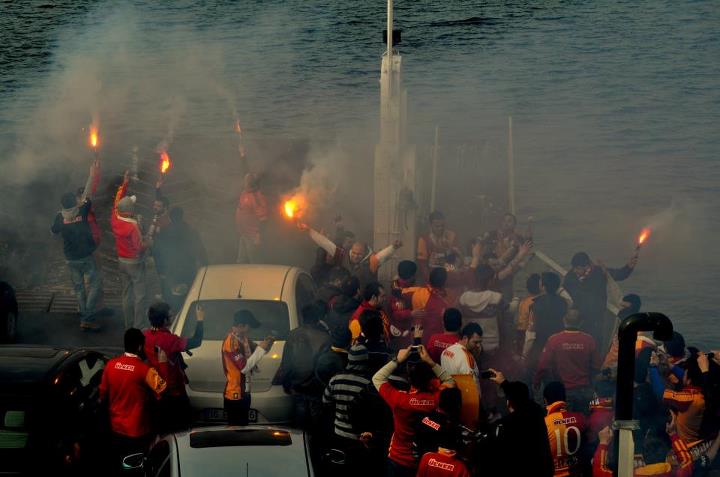 Yalova stanbul Feribotu Galatasaray Taraftar
