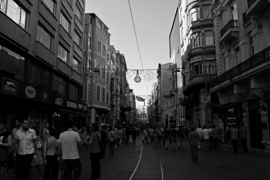 kalabaln kalbi, istiklal