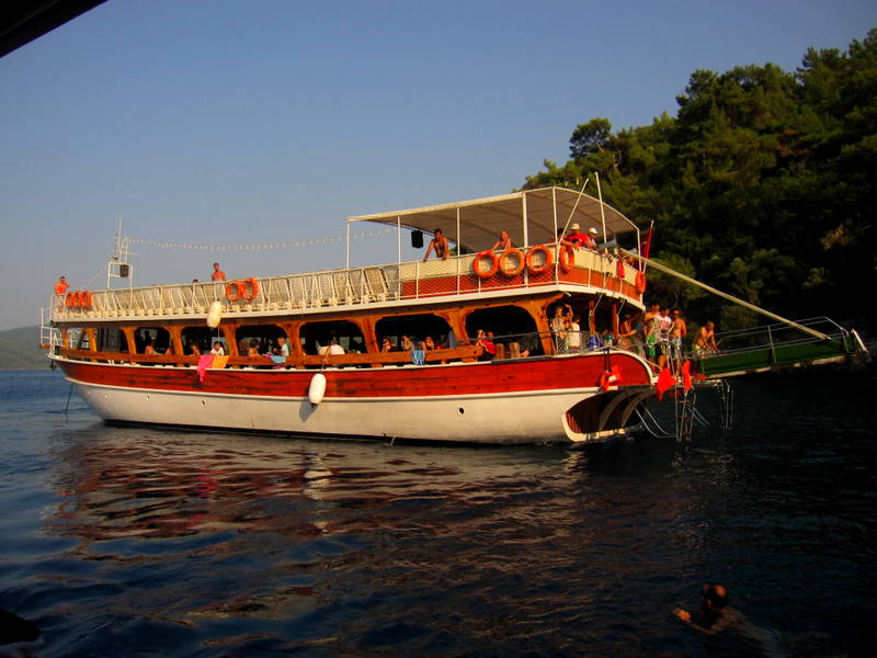 Akyaka Lacivert koyda deniz