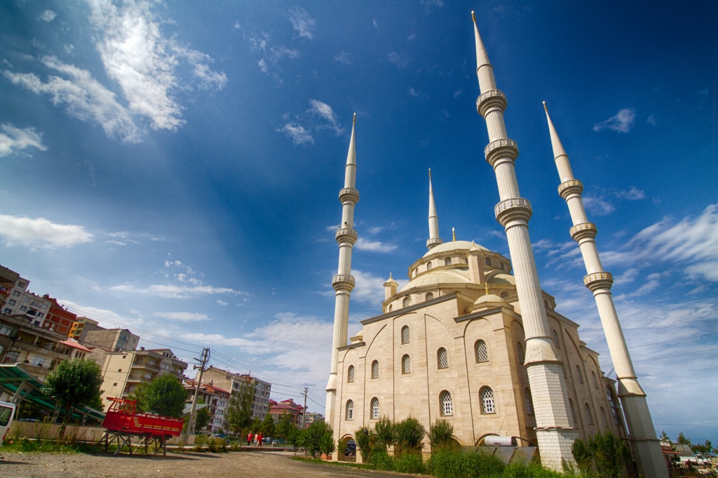 AK�AABAT 4 M�NAREL� CAM��..