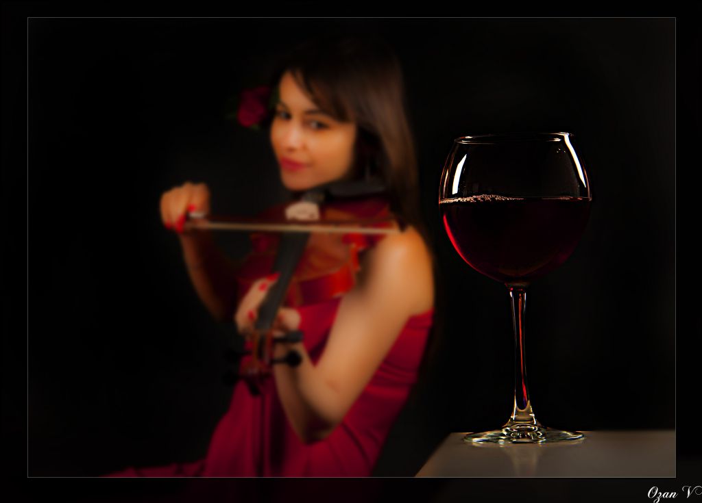 Woman && Wine II