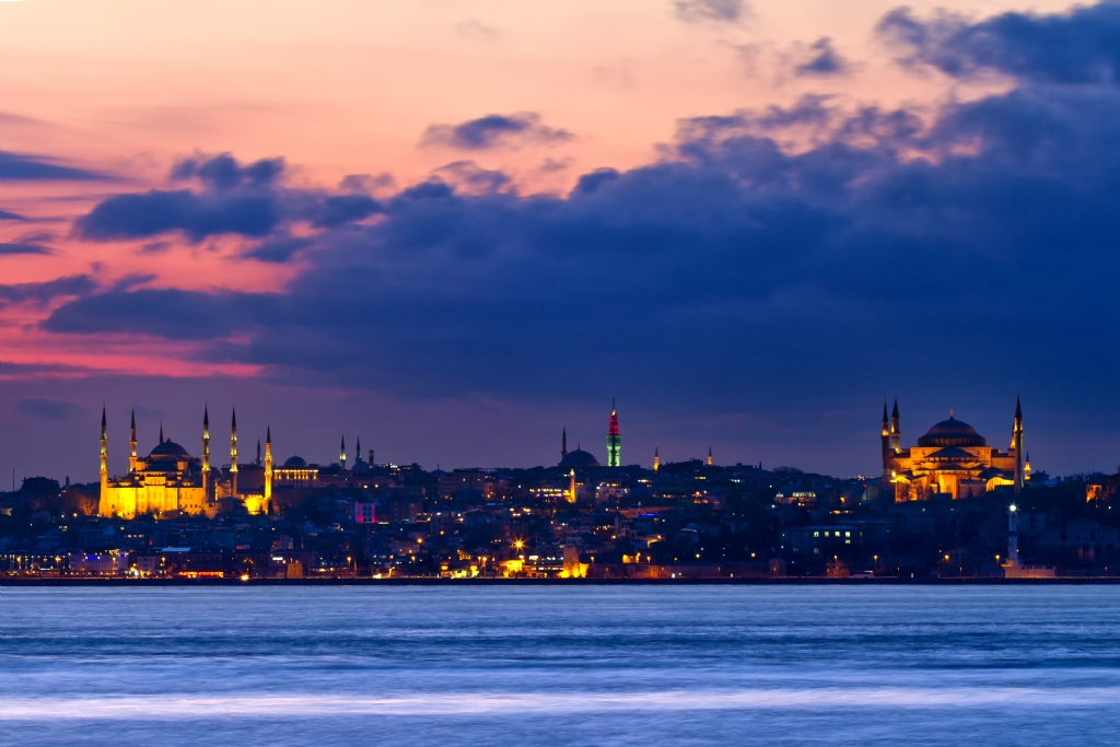 Kandiliniz Mubarek Olsun