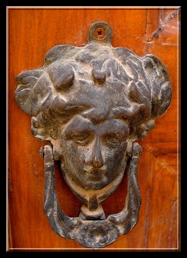 Tarihin inden Gelenler