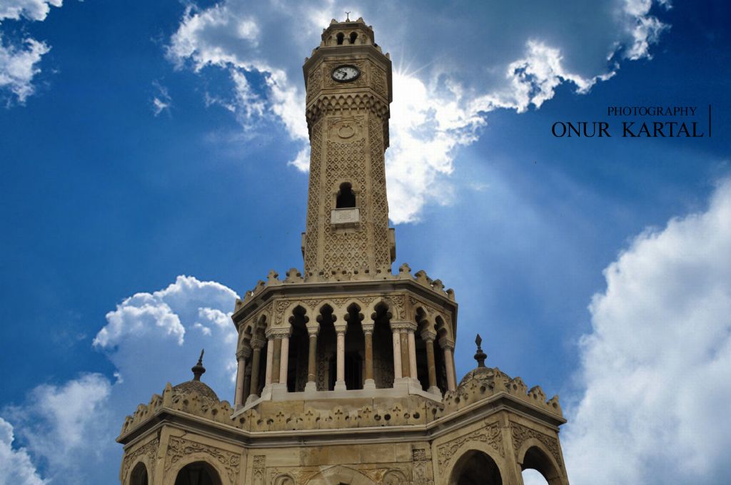 konak saat kulesine birde benden bakn !