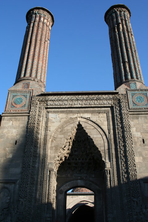 ifte minareler