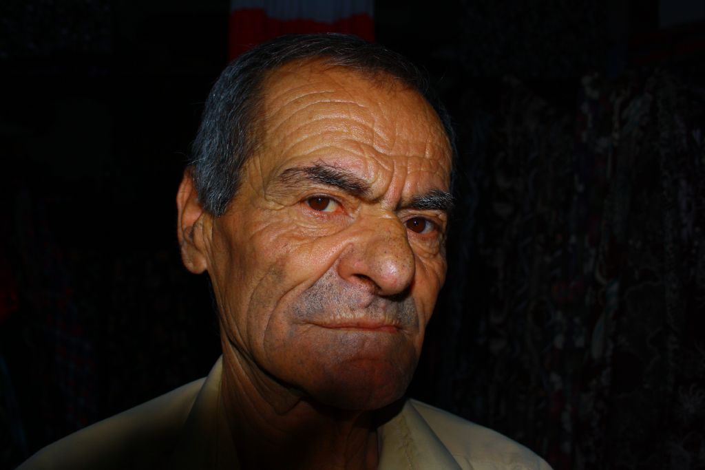 EMEKL RETMEN SMAL AABEY