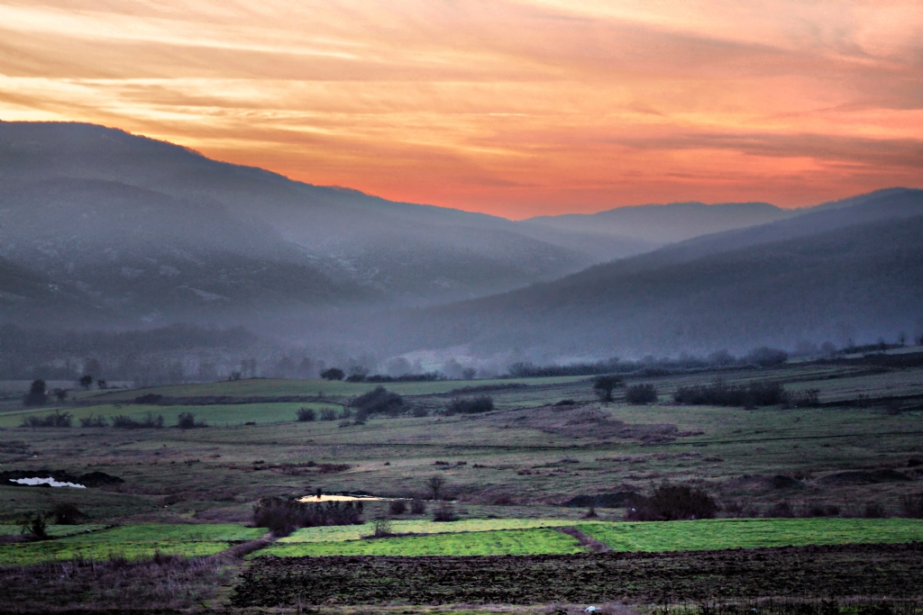 Bir gn daha gider....