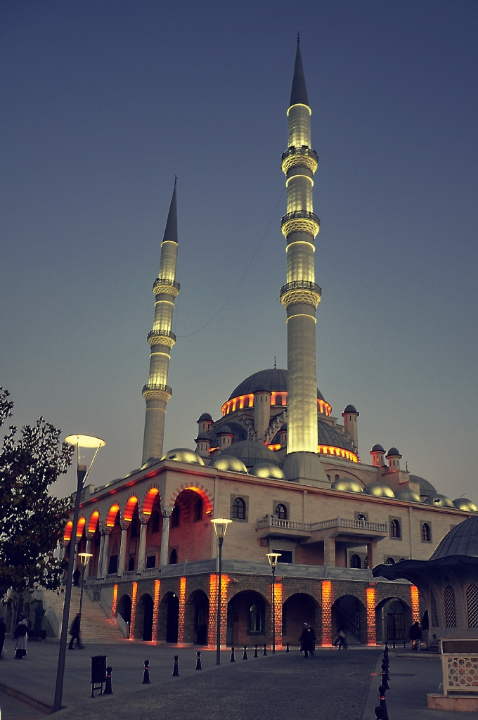 Hac Veyiszade camii