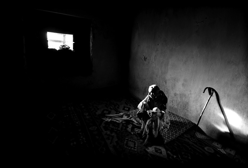 �M�R DED���N...