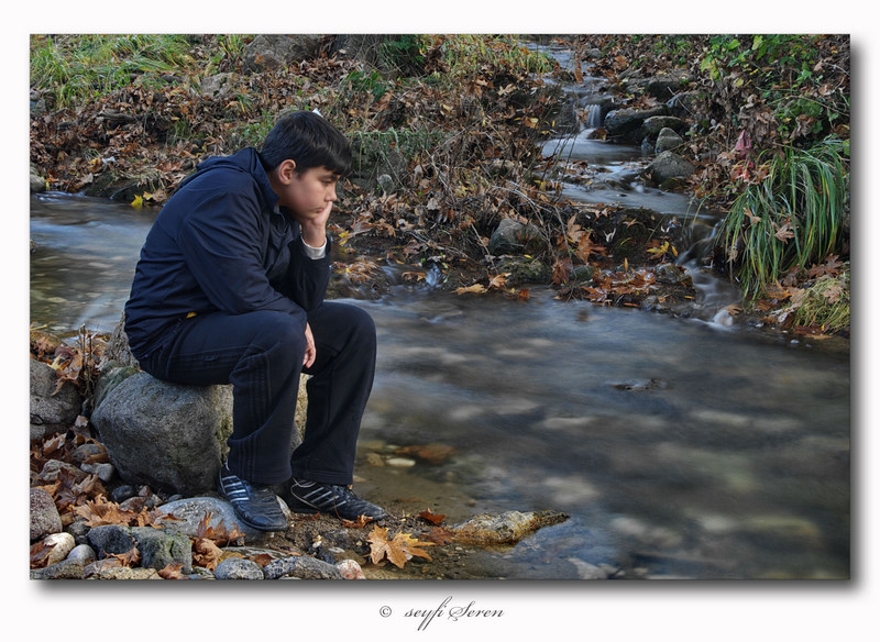 Y a l n � z l � k . . .