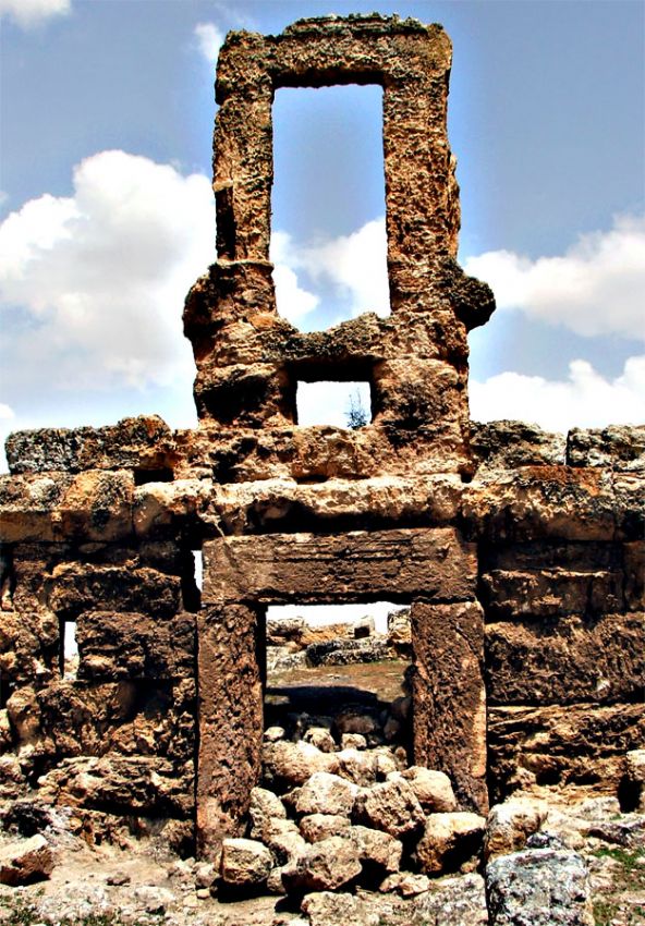 binlrce yl ayakta olmak