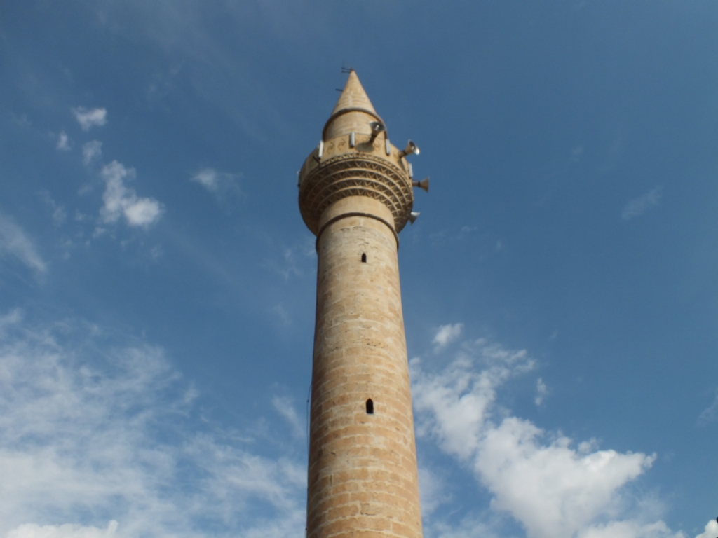 Gkyz ve Minare 