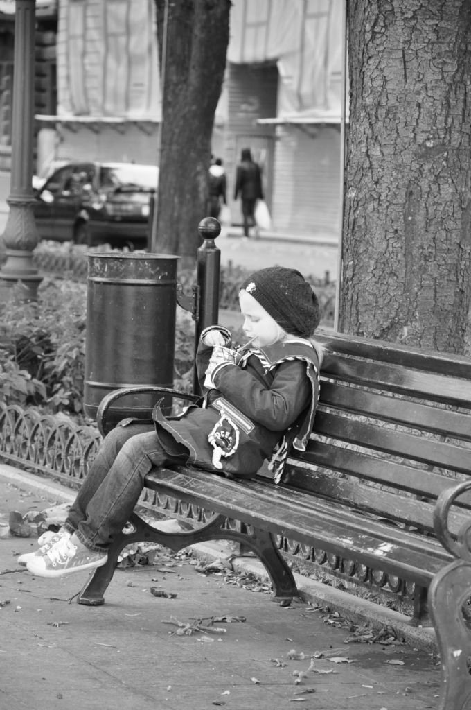 k���k kad�n..