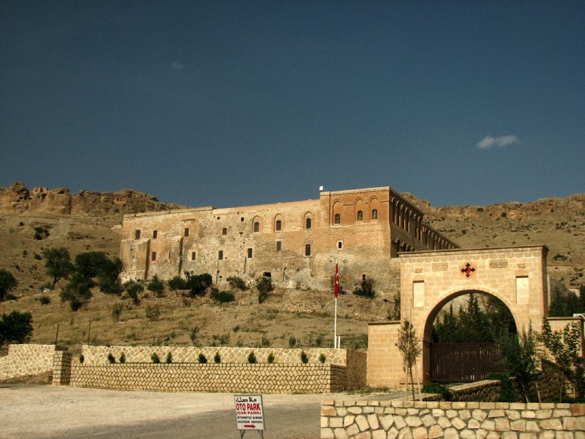 deyrulzafaran manastr