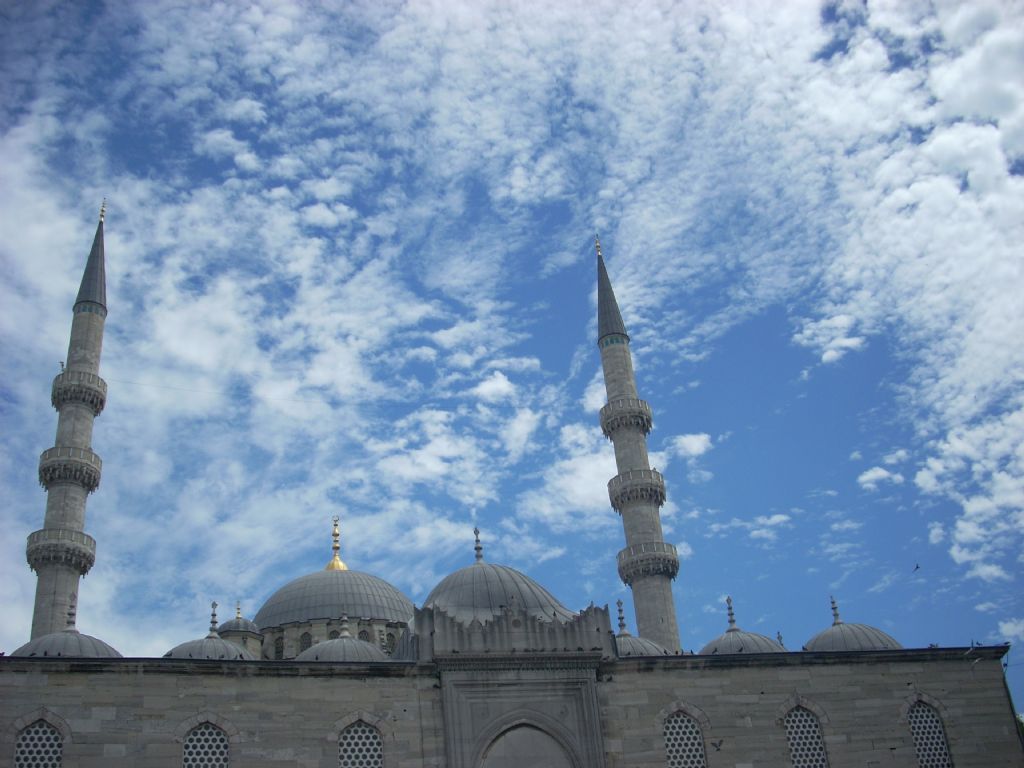 Yeni Cami birde bu adan