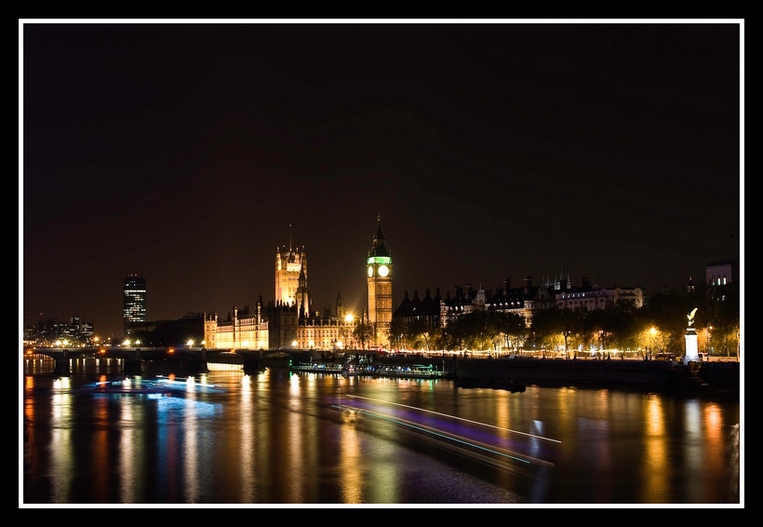 BigBen ve Thames Nehri