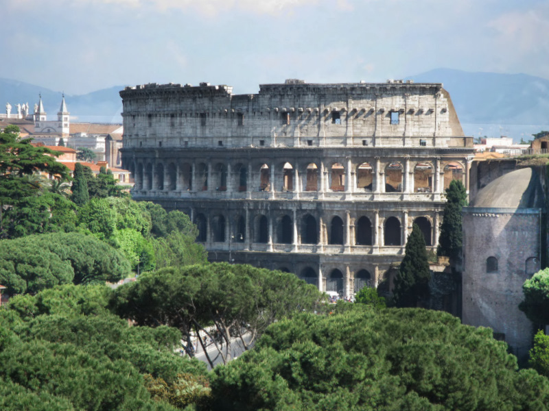 COLOSSEUM 