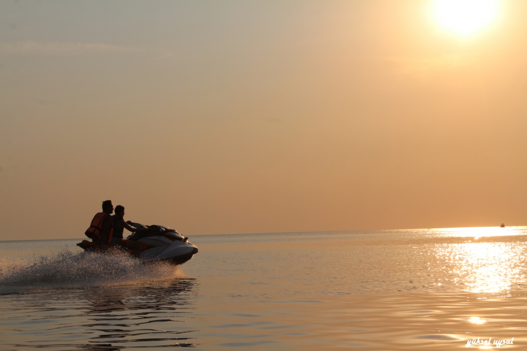 Jet ski