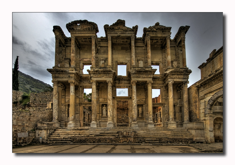 Ephesos (Celsus Kitapl���)