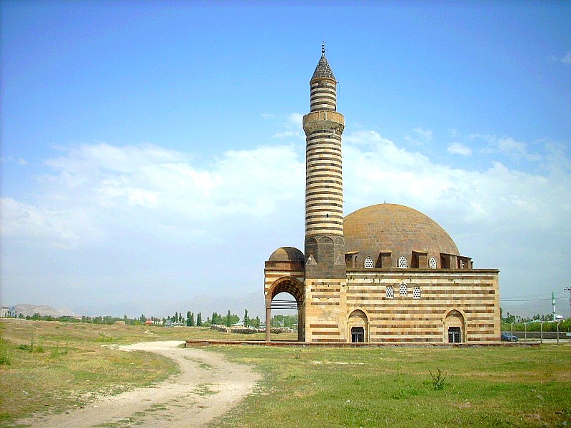 kayaelebi camii