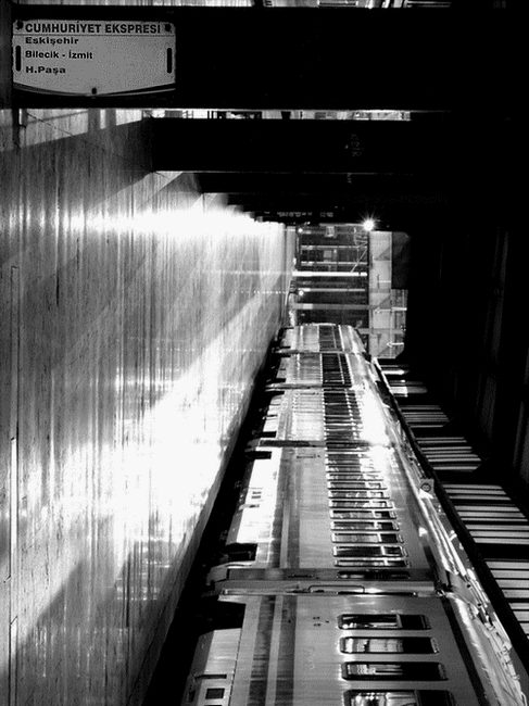 CUMHUR�YET EKSPRES�