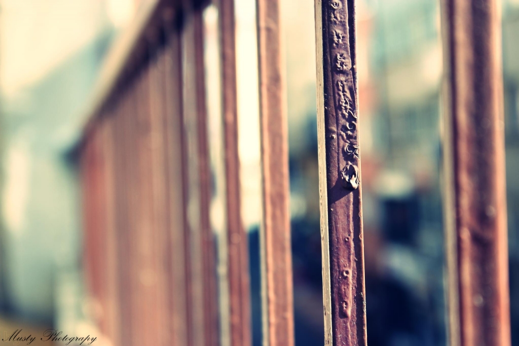 Korkuluk Demirleri..