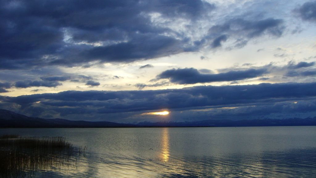 Bey�ehir g�l�'nde ak�am�st�..