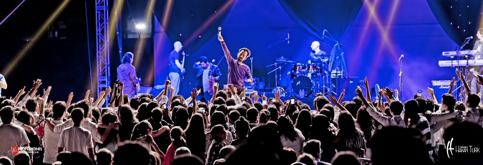 Feridun Düzağaç konserinden. . 