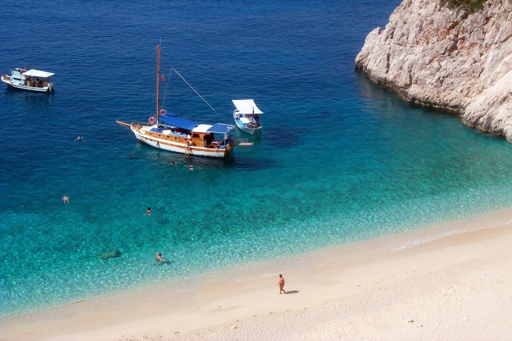 kaputa� plaj�-kalkan