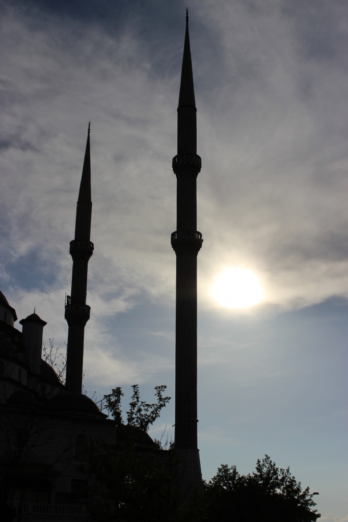 G�ne� ve Minareler