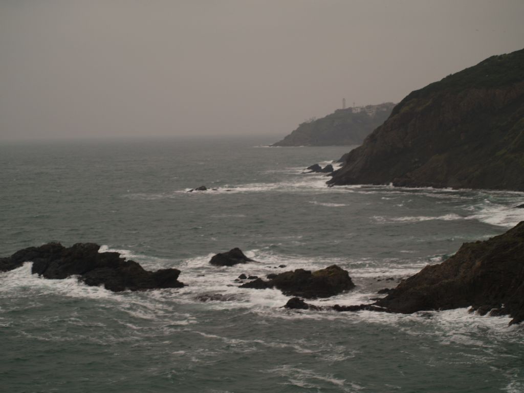 kayalara vuran k�p�kkkk