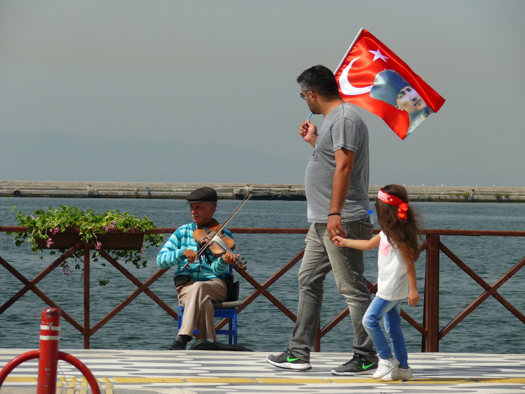 Ulusal Egemenlik Ve ocuk Bayram Kutlu Olsun!