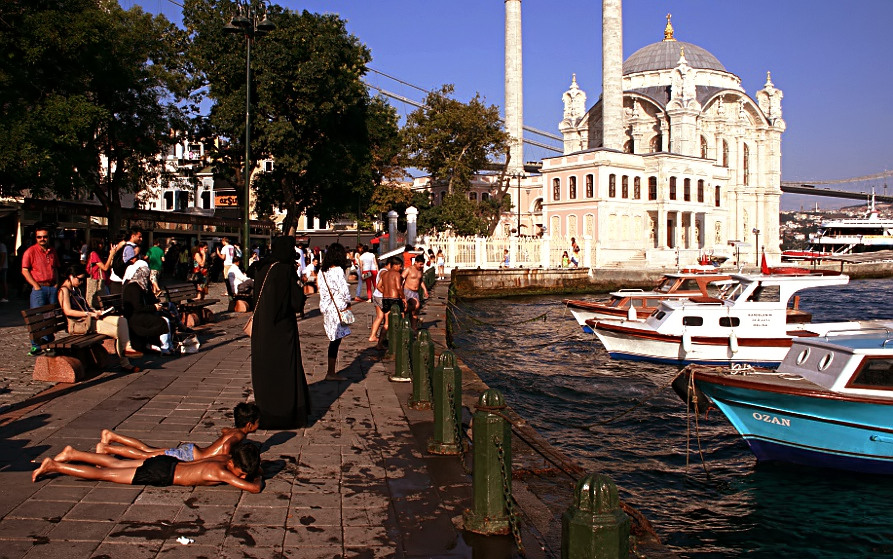 B�y�k mecidiye camii_2
