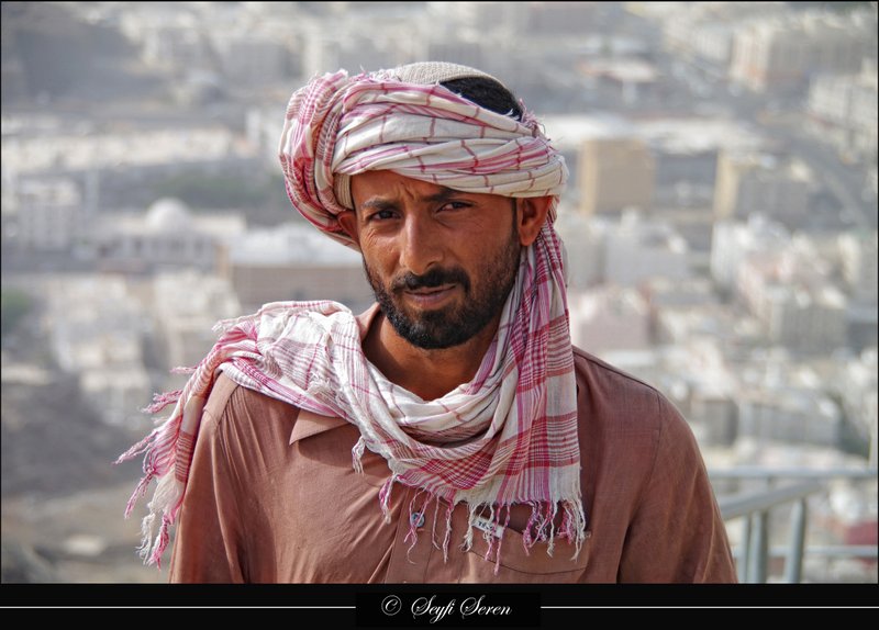 Bilinmezli�in Gizemli �yk�s� . . .