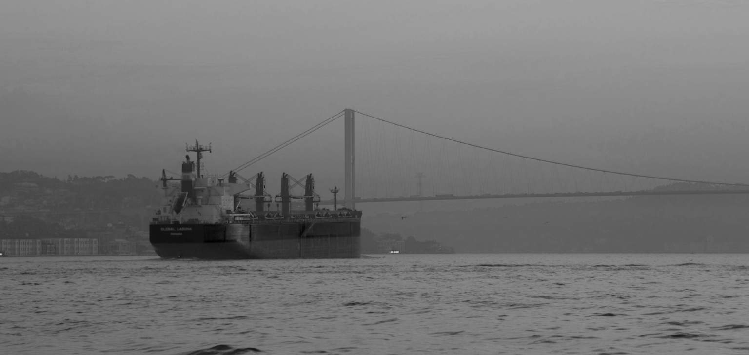 istanbul siyah beyaz