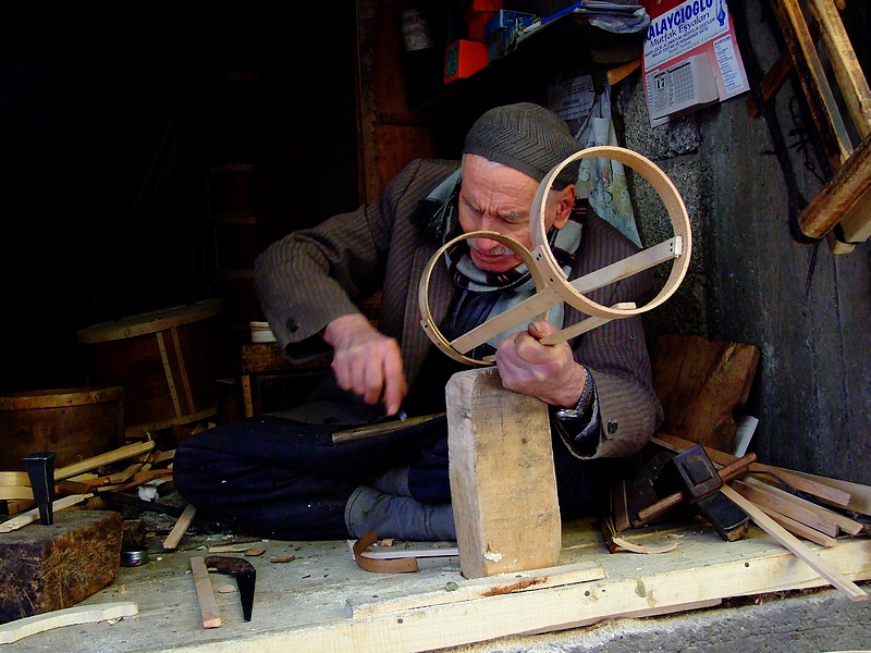 ya�l�, usta eller...