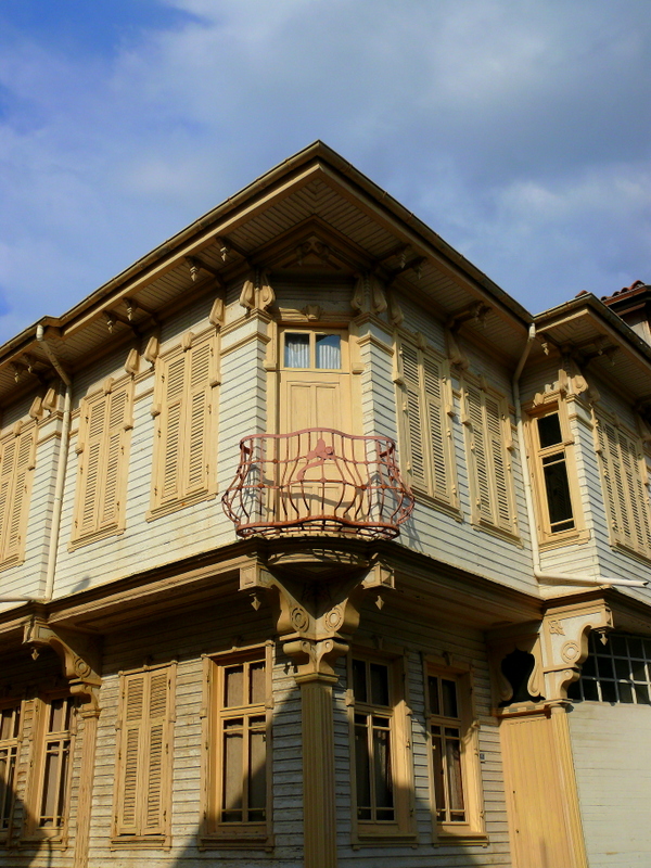 imizden Birilerinin Evi 