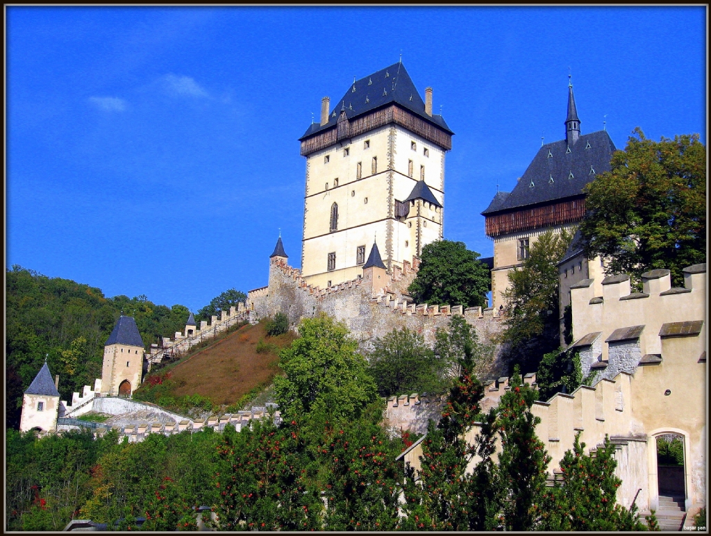 Karlstejn Kalesi 