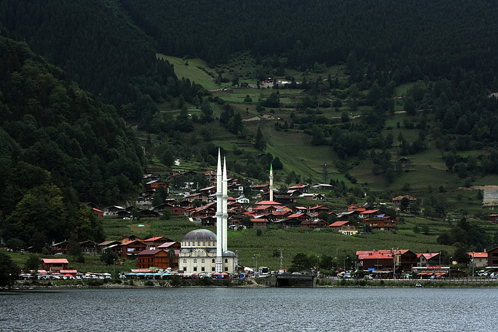 Uzungl...