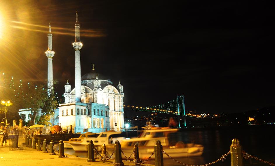 ortaky camii ve kpr