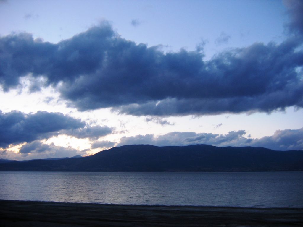 Burdur Gl ve Bulutlar