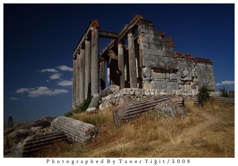 Antik bir kent A�ZON�A